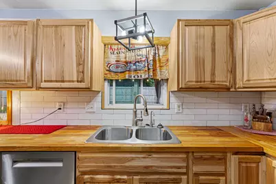 214 Rogers Street, Mankato, MN 56001 - Photo 13