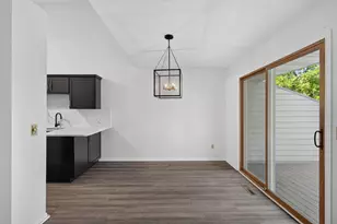 11227 Xavier Cir, Bloomington, MN 55437 - Photo 17