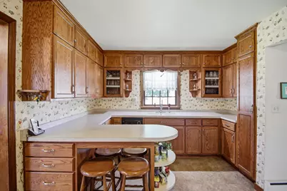 2401 4th Drive SW, Austin, MN 55912 - Photo 7