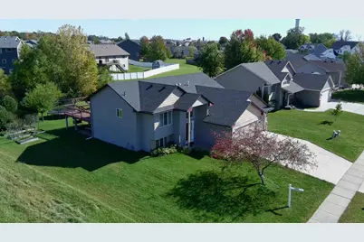 929 Farmers Ridge Trail, Belle Plaine, MN 56011 - Photo 27