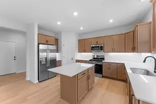 6431 Jarvis Ave, Cottage Grove, MN 55016 - Photo 11