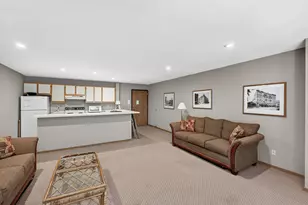 455 Dayton Ave, Saint Paul, MN 55102 - Photo 27