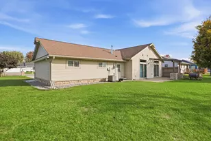 521 1st St SE, Richmond, MN 56368 - Photo 29
