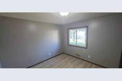 10240 Quinn Street NW, Coon Rapids, MN 55433 - Photo 9