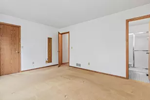 7400 W 112th St, Bloomington, MN 55438 - Photo 17