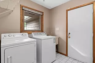 7400 W 112th St, Bloomington, MN 55438 - Photo 27