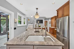 469 Newton Ave S, Minneapolis, MN 55405 - Photo 19