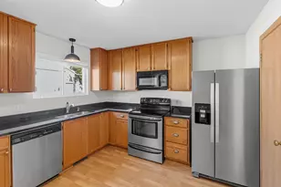 13035 Durum Ct, Eden Prairie, MN 55347 - Photo 11