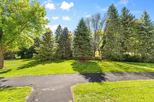 13035 Durum Ct, Eden Prairie, MN 55347 - Photo 5