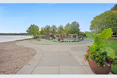 532 W Broadway Avenue, Forest Lake, MN 55025 - Photo 25