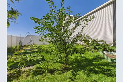 38377 Hunters Ridge Trail, North Branch, MN 55056 - Photo 33