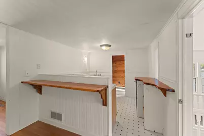 415 Chestnut Street E, South Saint Paul, MN 55075 - Photo 5