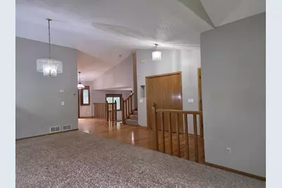 1621 Knox Circle, Burnsville, MN 55337 - Photo 3
