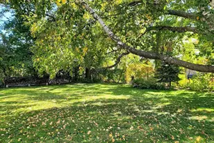 1988 Fremont Ave E, Saint Paul, MN 55119 - Photo 23