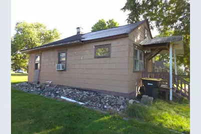 206 E Depue Avenue, Olivia, MN 56277 - Photo 11