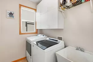3291 N View Ln, Woodbury, MN 55125 - Photo 23