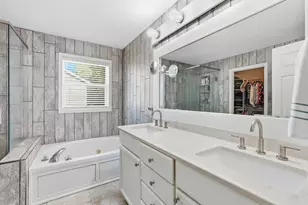 3291 N View Ln, Woodbury, MN 55125 - Photo 15