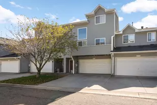 657 Kingfisher Ln, Woodbury, MN 55125 - Photo 1