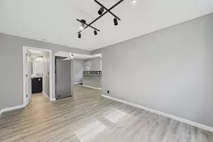 2423 Quincy St NE, Minneapolis, MN 55418 - Photo 17