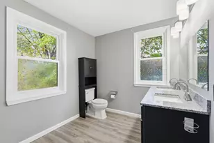2423 Quincy St NE, Minneapolis, MN 55418 - Photo 27