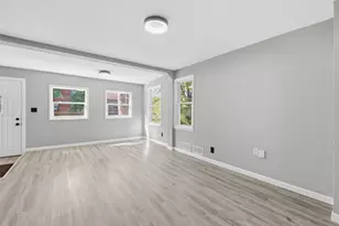 2423 Quincy St NE, Minneapolis, MN 55418 - Photo 11