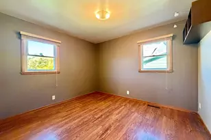 308 2nd St SE, Pelican Rapids, MN 56572 - Photo 17