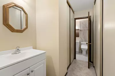 135 Viking Drive E #117, Little Canada, MN 55117 - Photo 15