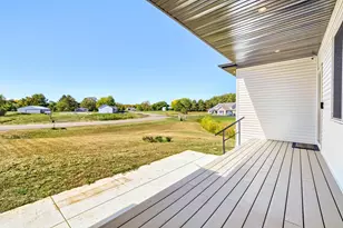 33021 Fenway Ave, Stacy, MN 55079 - Photo 3