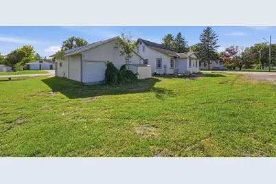 218 Cedar Street S, Grey Eagle, MN 56336 - Photo 3