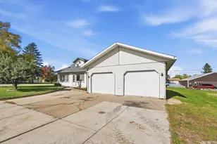 218 Cedar St S, Grey Eagle, MN 56336 - Photo 13