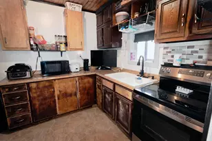 825 W Clark St, Albert Lea, MN 56007 - Photo 27