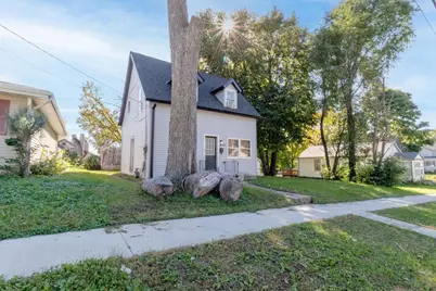 825 W Clark Street, Albert Lea, MN 56007 - Photo 3