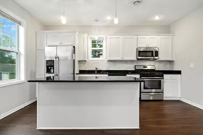 600 W 32nd Street #4, Minneapolis, MN 55408 - Photo 9