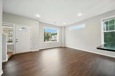 600 W 32nd Street #4, Minneapolis, MN 55408 - Photo 3