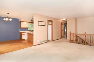 5466 Otter View Ct, White Bear Lake, MN 55110 - Photo 3