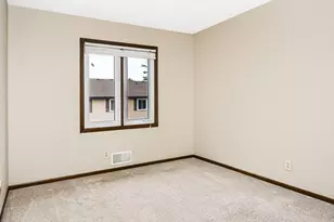 10394 Balsam Ln, Eden Prairie, MN 55347 - Photo 13