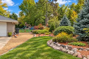 14913 Sharon Ln, Burnsville, MN 55306 - Photo 3