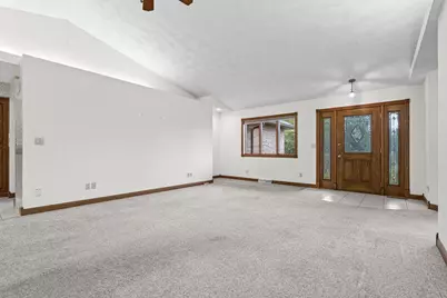 525 S 14th Street, La Crescent, MN 55947 - Photo 17