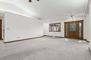 525 S 14th St, La Crescent, MN 55947 - Photo 17