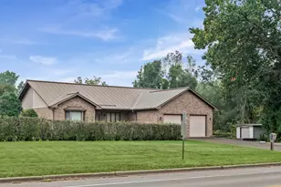 525 S 14th St, La Crescent, MN 55947 - Photo 7