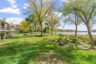 1299 Black Oaks Court N #1A, Plymouth, MN 55447 - Photo 37