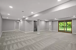 11004 Oak Knoll Terrace, Minnetonka, MN 55305 - Photo 15