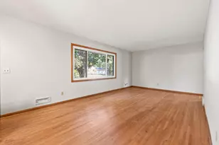 6609 74th Ave N, Brooklyn Park, MN 55428 - Photo 11