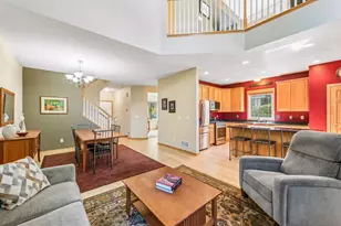 9780 Cupola Ln, Eden Prairie, MN 55347 - Photo 13