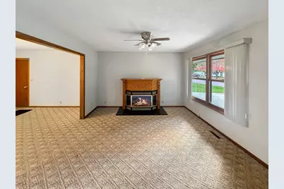 3007 Spruce Avenue, Slayton, MN 56172 - Photo 7