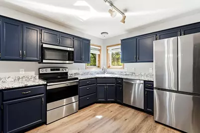513 Maple Knoll Way, Saint Michael, MN 55376 - Photo 13