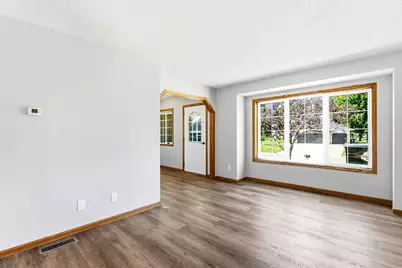 513 Maple Knoll Way, Saint Michael, MN 55376 - Photo 7