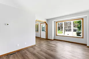 513 Maple Knoll Way, Saint Michael, MN 55376 - Photo 7