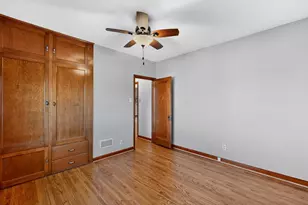 322 W Center St, Lake City, MN 55041 - Photo 33