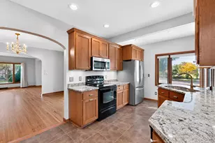 322 W Center St, Lake City, MN 55041 - Photo 25